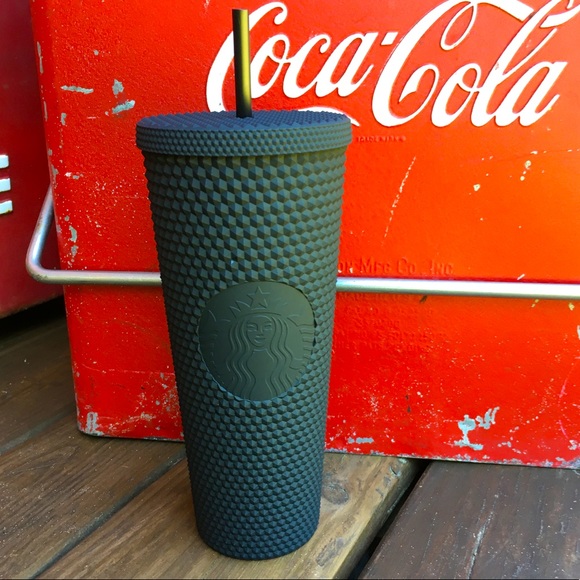 NWT Starbucks Matte Black Studded 24 OZ Venti Cup